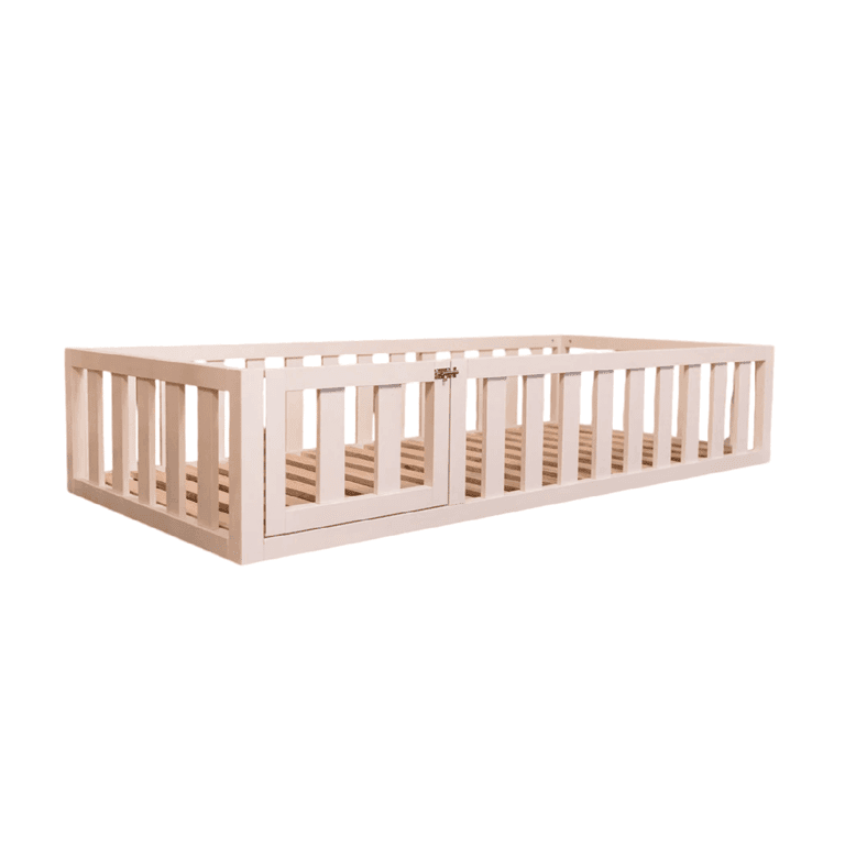 MandreleKids Lit au Sol Blanc Avec Coins Extérieurs Carrés et Porte Taille Double