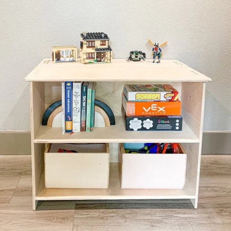 Bush Acres Toy Shelf Beau