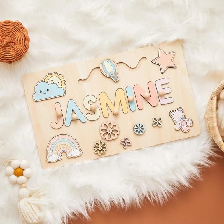 Green Tabella Name Puzzle With Pegs 7-8 Letters