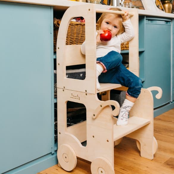 Family SCL Trolley Toddler Tower Lacquere