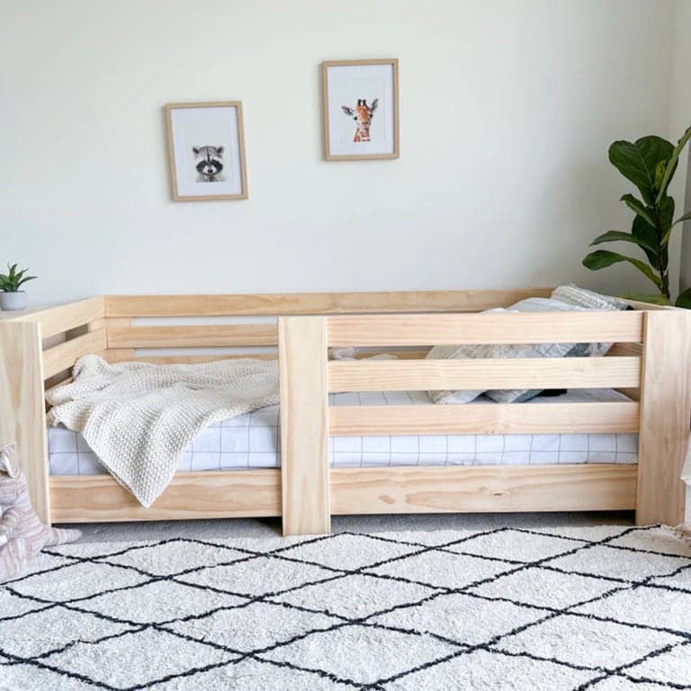 Magic of Wood Classic Floor Bed Pine Single
