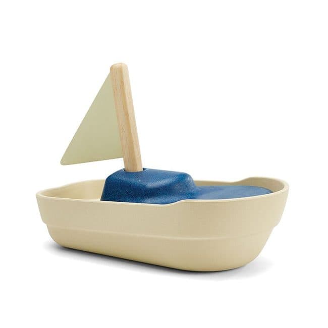 PlanToys Sailboat