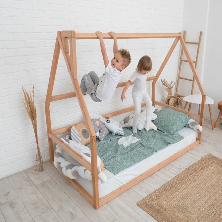 BusyWood House Floor Bed With Slats Model 1 Natural Queen