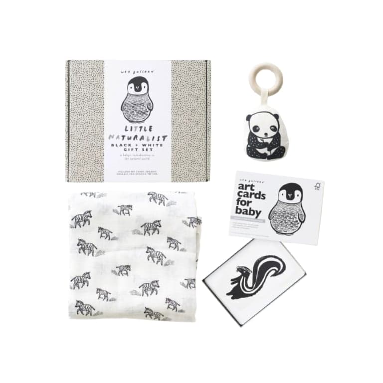 Wee Gallery Newborn Baby Gift Set Black and White